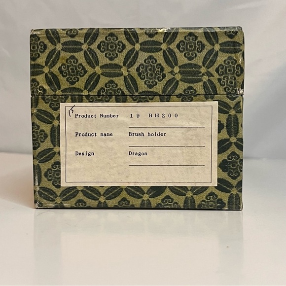 VINTAGE CUNJING Chinese Art Glass, Cobalt Blue Vase with Certificate, approx 10” - Picture 12 of 12